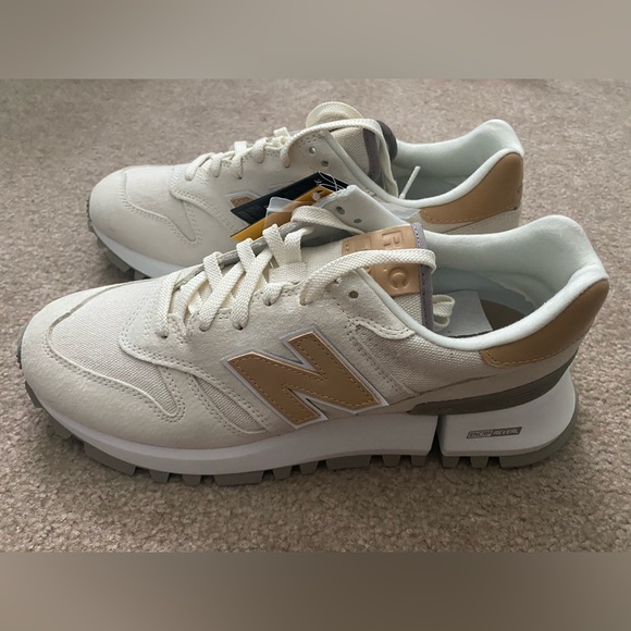 New Balance Other - New Balance Kith 1300r Malibu